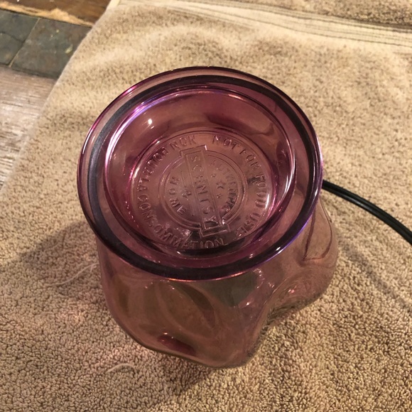 Bubbled Ultraviolet Scentsy warmer. Used in good condition. - Picture 3 of 5